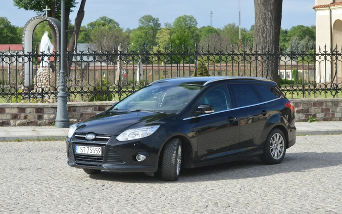 Ford Focus cena 27800 przebieg: 282100, rok produkcji 2011 z Wąchock małe 562